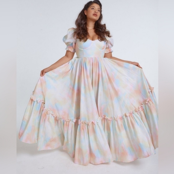 Selkie Chalk Ritz Gown - Picture 1 of 16